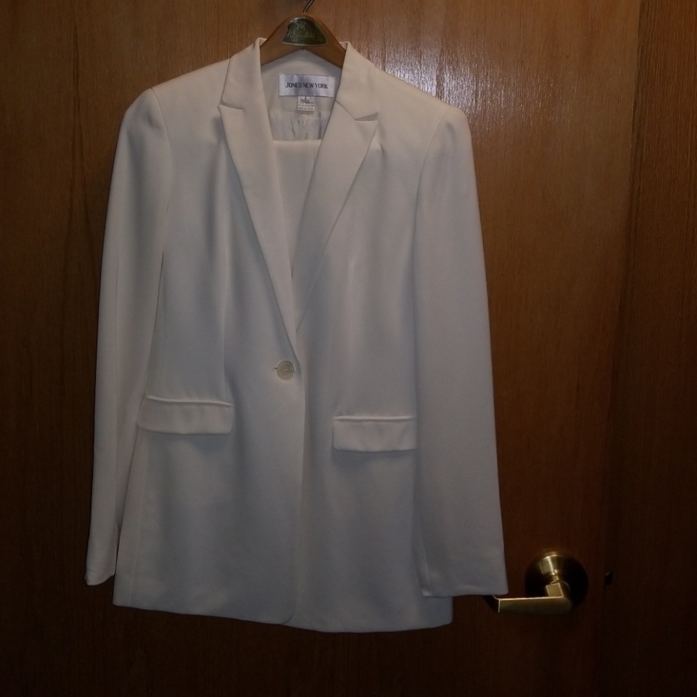 Jones New York Silk Pantsuit in Winter White